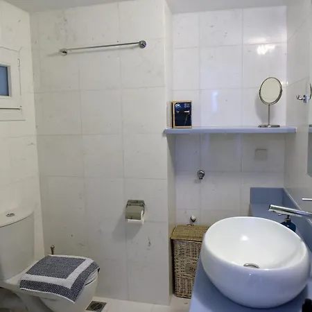 Flora's Mykonos Apartmán *