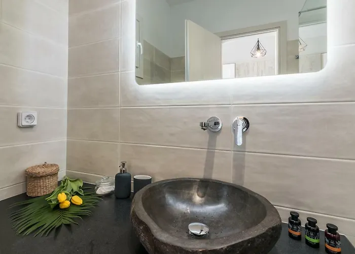 Flora's Mykonos Apartamento *