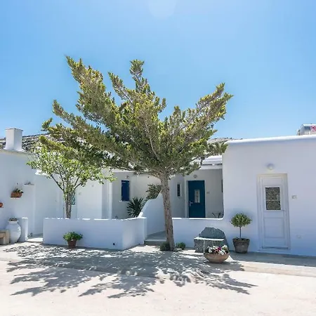 Flora's Mykonos
