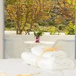 Lägenhet Flora's Mykonos *